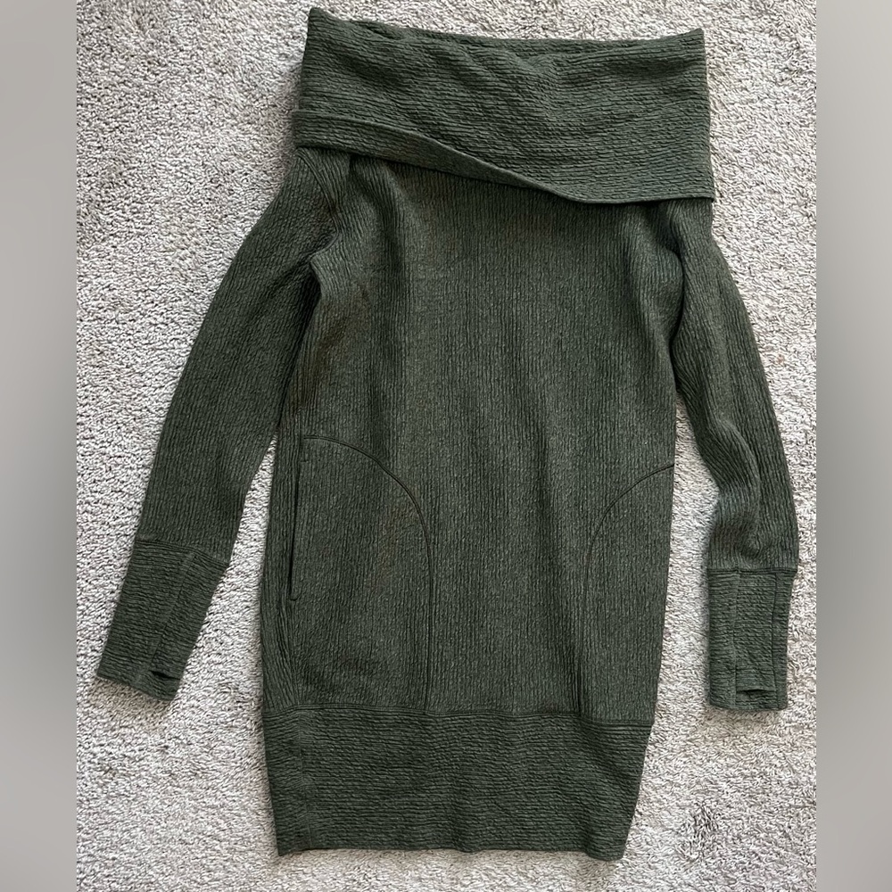 Lululemon small along the way dress